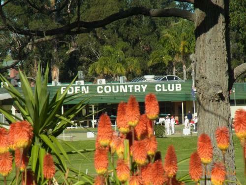 Eden Golf View Motel