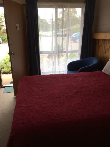Eden Golf View Motel