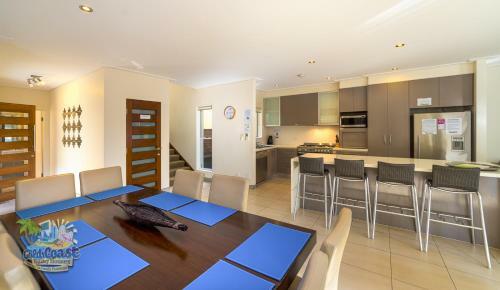 Holiday Home Bayhill Manor