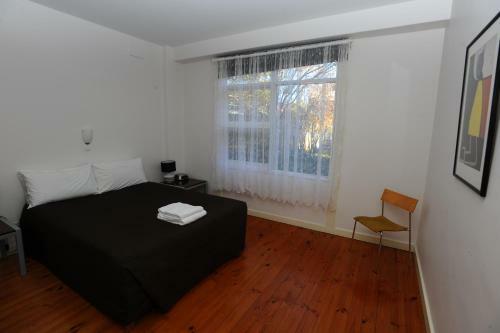 Glenelg Holiday Apartments - Corfu