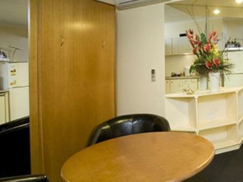 Aparthotel Capital Executive Apartment Hotel