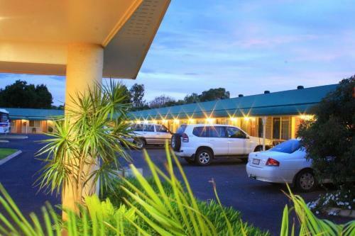 Riverland Motor Inn