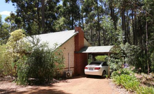 Beedelup House Cottages