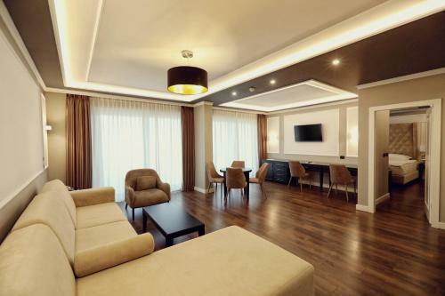 Premium Beach Hotel