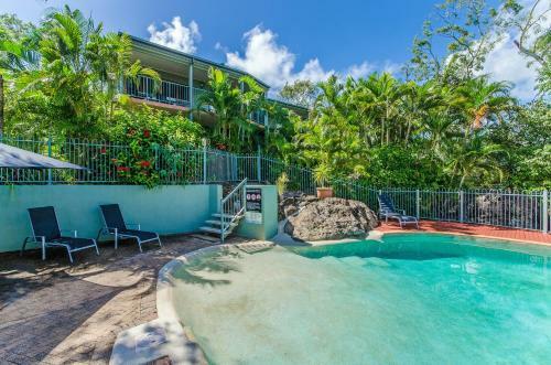 Apartamentos Heliconia Grove 9