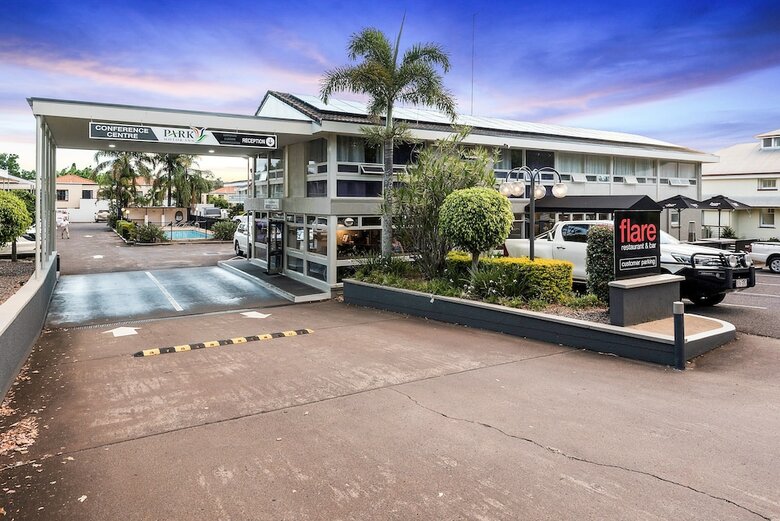 Park Motor Inn