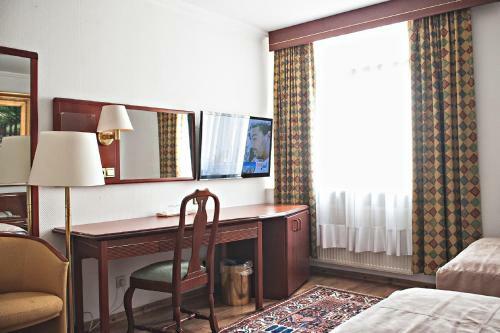 Hotel Ravel International