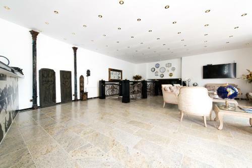 L�wen Hotel