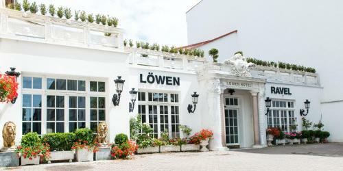 L�wen Hotel