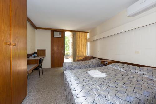 Eden Nimo Motel