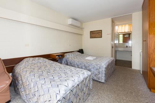 Eden Nimo Motel