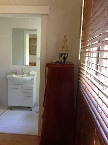 Eumundi Guesthouse And B&B