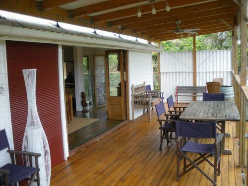 Eumundi Guesthouse And B&B