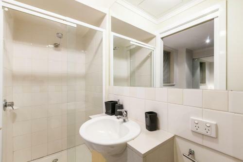 Molly - Beyond A Room Private Apartments