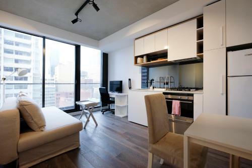Mono Apartments On La Trobe Street