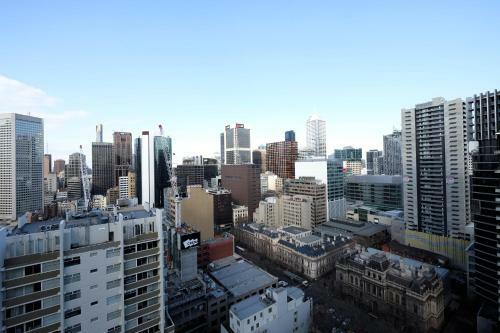 Mono Apartments On La Trobe Street