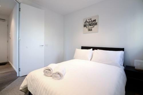 Mono Apartments On La Trobe Street