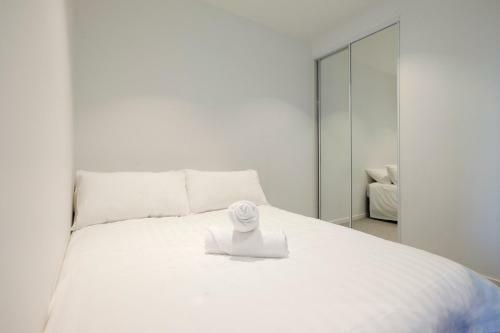 Mono Apartments On La Trobe Street