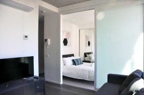 Mono Apartments On La Trobe Street