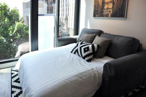 Mono Apartments On La Trobe Street