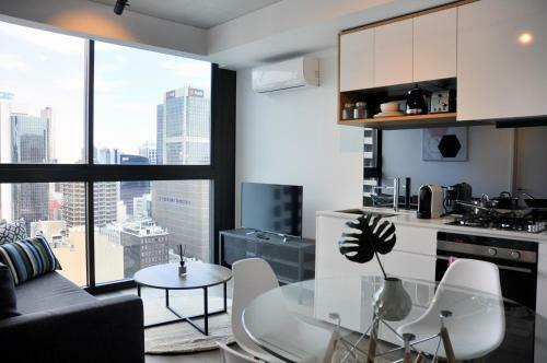 Mono Apartments On La Trobe Street