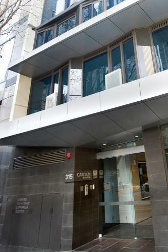 Mono Apartments On La Trobe Street