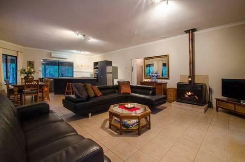 Yallingup Pet Friendly Bush Retreat