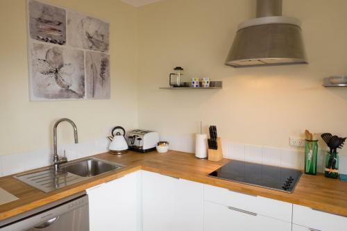 Cottesloe Sea Bliss Apartment