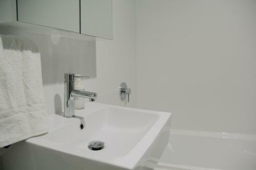 New Oriental Serviced Apartments