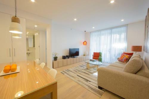Darlinghurst Fully Self Contained Modern 1 Bed Apartment (803pel)