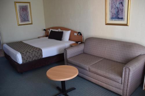 Best Western Coachman's Inn Motel