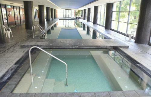 Acliving Serviced Apartments