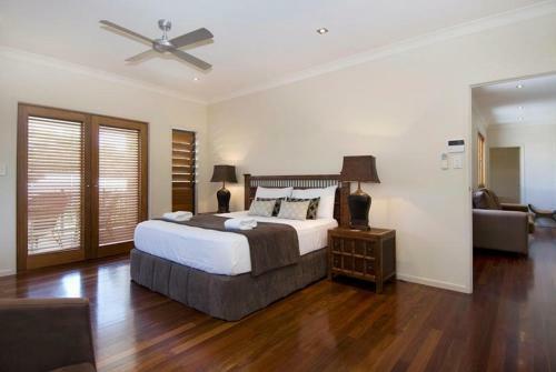 Reeflections Holiday Villas