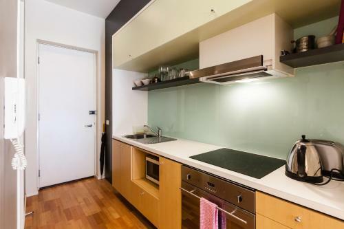 Tennyson - Beyond A Room Private Apartments