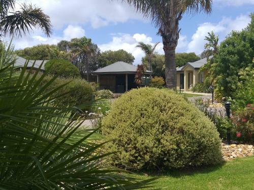 Aparthotel Phillip Island Surf And Circuit Accommodation