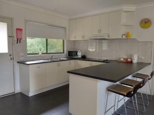 Aparthotel Phillip Island Surf And Circuit Accommodation