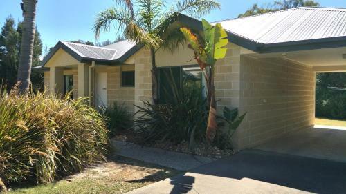 Aparthotel Phillip Island Surf And Circuit Accommodation