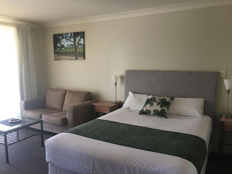 Motel Alexander Cameron Suites