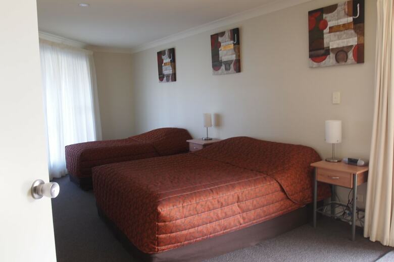 Motel Alexander Cameron Suites
