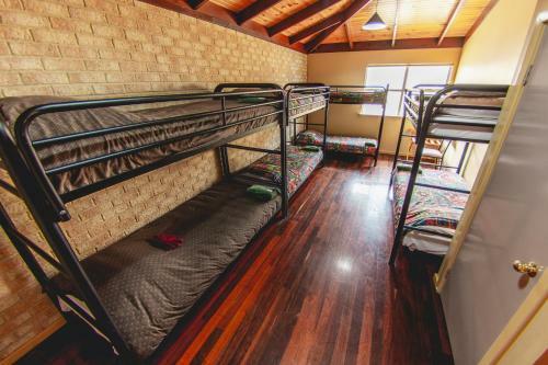 Yot Spot Apartments