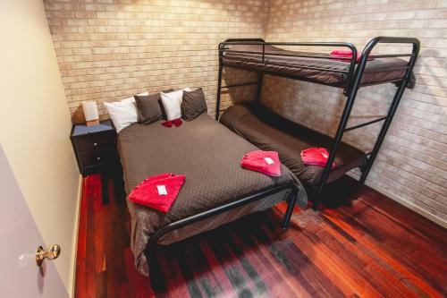 Yot Spot Apartments