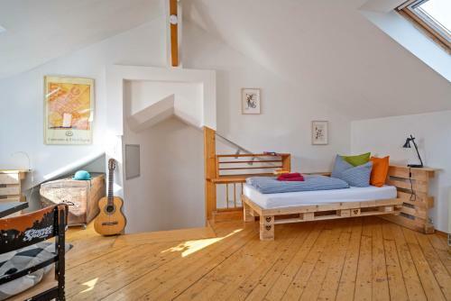 S14 - Rooms & Apartments