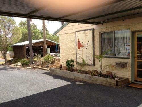Oasis Motel