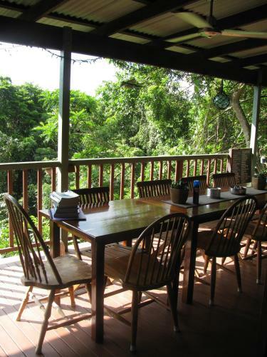 Mossman Gorge Bed And Breakfast