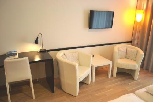 City Hotel