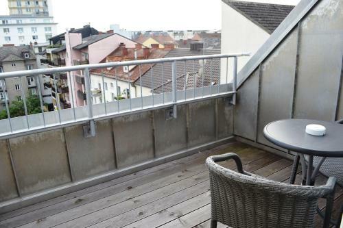 City Hotel