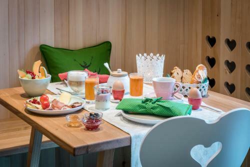 Hostal Hotel St�feli
