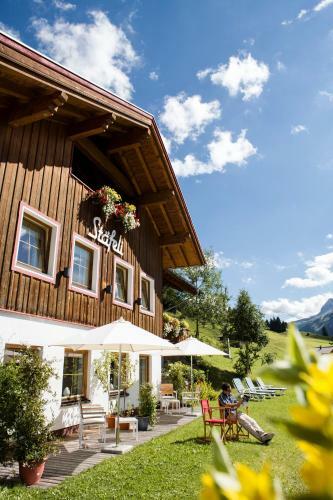 Hostal Hotel St�feli