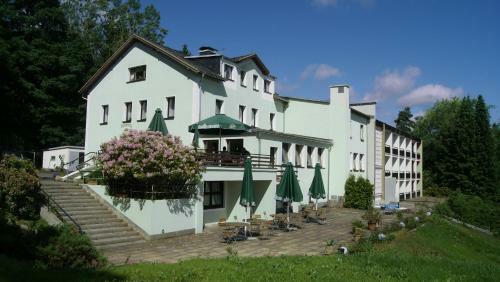 Ferienhotel - Garni - Carolaruh