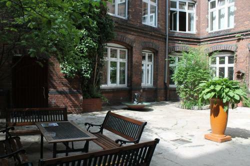 Die Fabrik - Baxpax Hotel